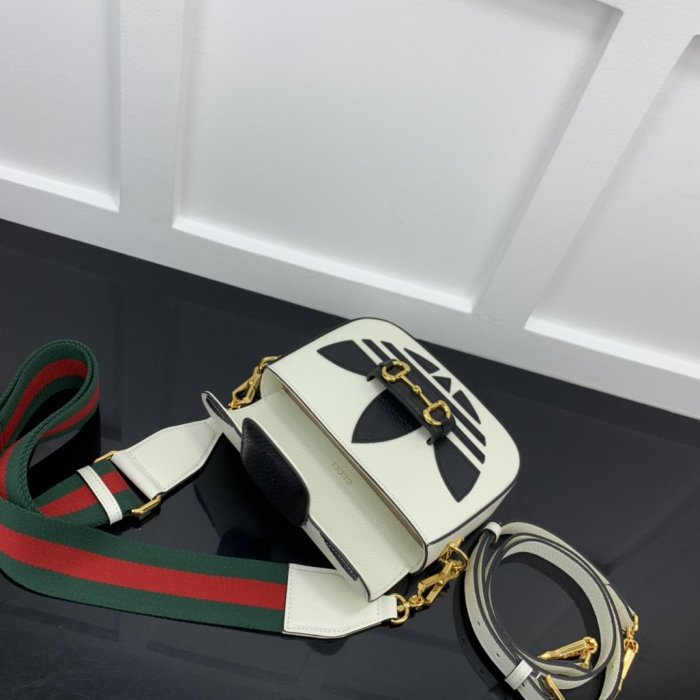 202207SS新作Gucciグッチレディース ショルダーバックスーパーコピー