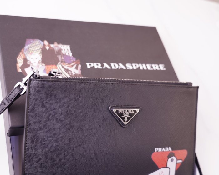202207SS新作Pradaプラダメンズ ハンドバックスーパーコピー