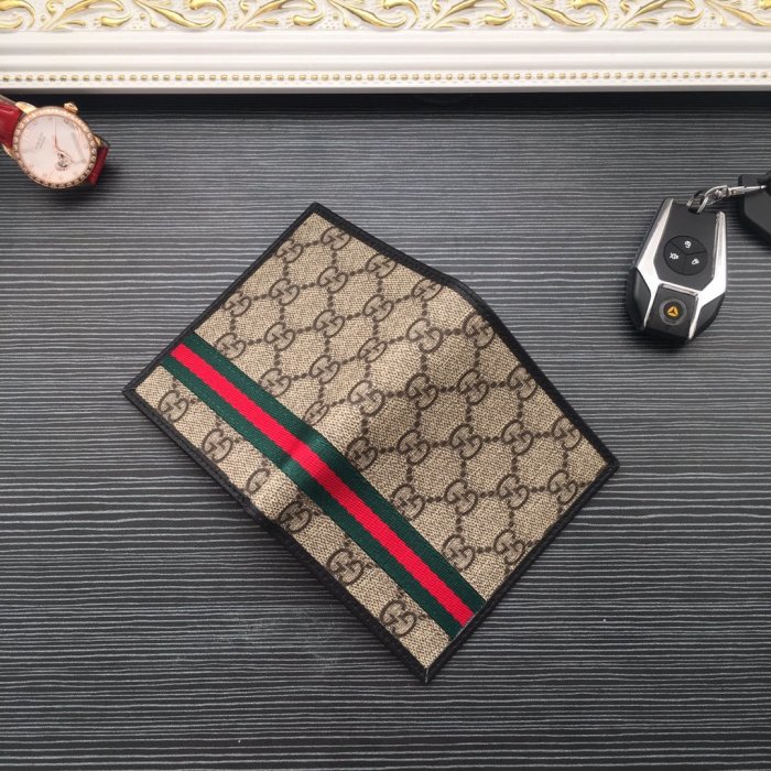 202207SS新作Gucciグッチ 短財布スーパーコピー