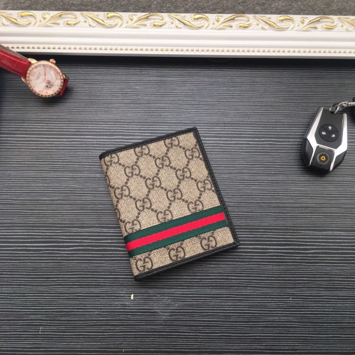 202207SS新作Gucciグッチ 短財布スーパーコピー