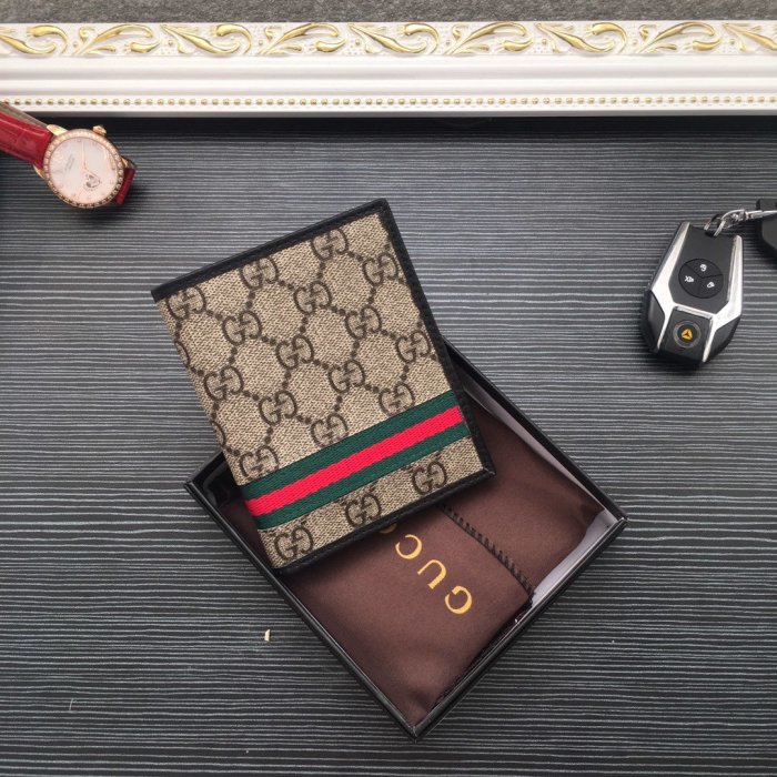 202207SS新作Gucciグッチ 短財布スーパーコピー
