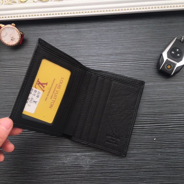 202207SS Louisvuittonルイヴィトン 短財布スーパーコピー
