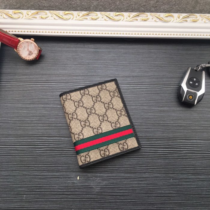 202207SS新作Gucciグッチ 短財布スーパーコピー