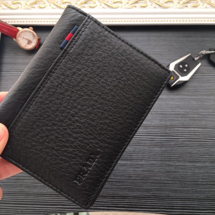 202207SS新作Prada プラダ 短財布スーパーコピー