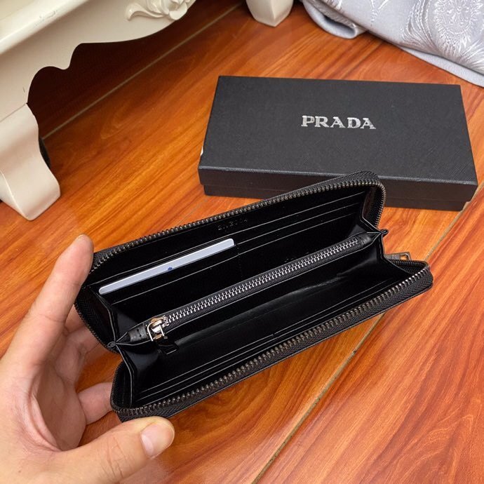 202207SS新作Prada プラダ長財布スーパーコピー