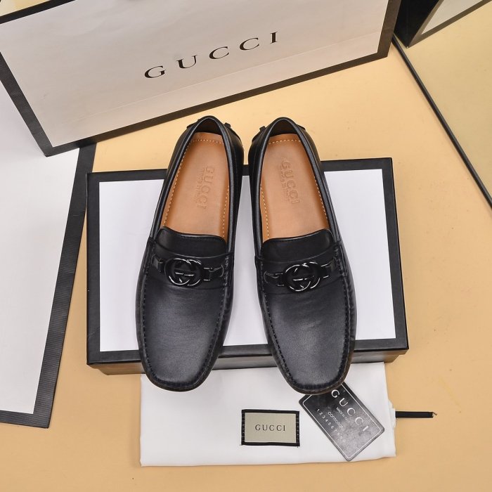 202208SS最新Gucciスニーカーメンズ グッチ シューズ靴 スーパーコピー