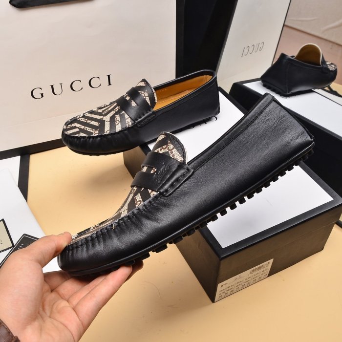 202208SS最新Gucciスニーカーメンズ グッチ シューズ靴 スーパーコピー