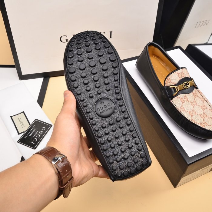 202208SS最新Gucciスニーカーメンズ グッチ シューズ靴 スーパーコピー