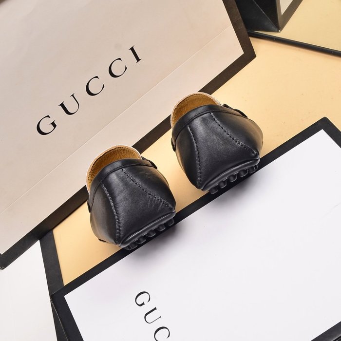 202208SS最新Gucciスニーカーメンズ グッチ シューズ靴 スーパーコピー