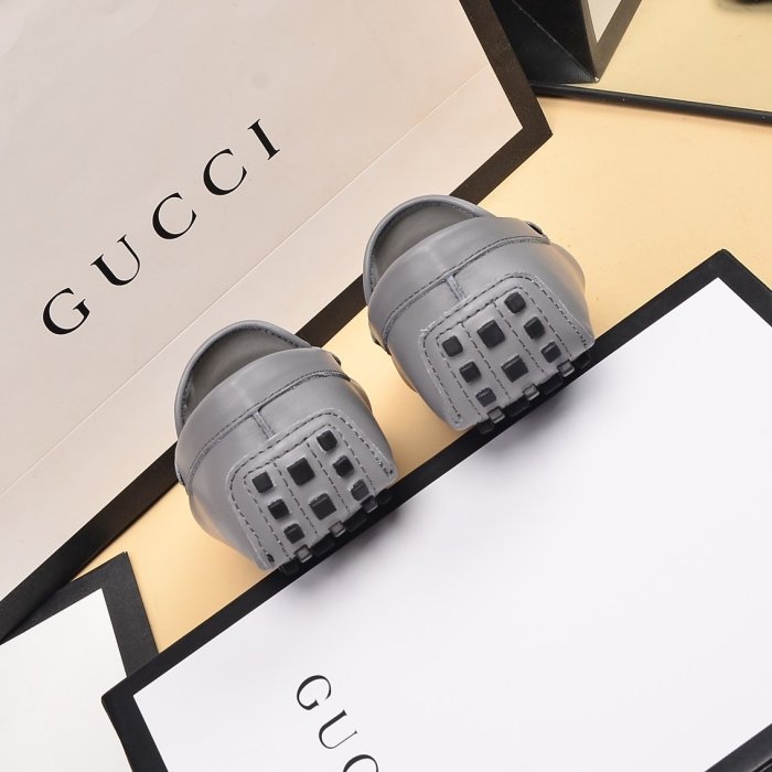 202208SS最新Gucciスニーカーメンズ グッチ シューズ靴 スーパーコピー