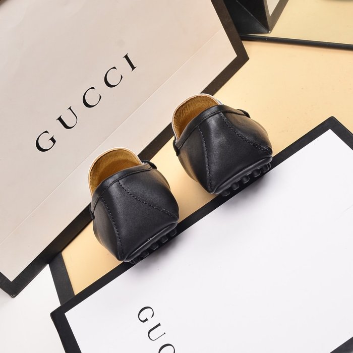 202208SS最新Gucciスニーカーメンズ グッチ シューズ靴 スーパーコピー