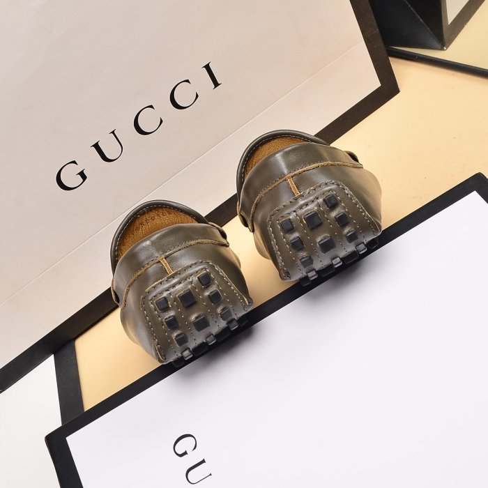 202208SS最新Gucciスニーカーメンズ グッチ シューズ靴 スーパーコピー