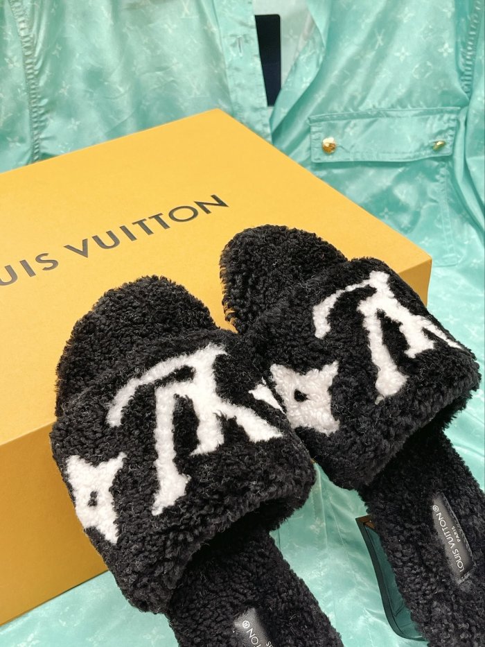 202208最新Louis Vuitton サンダル レディース ルイヴィトン シューズ靴 スーパーコピー