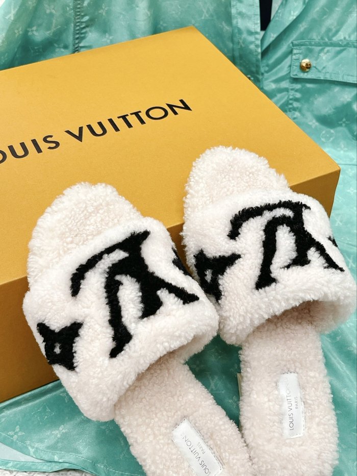 202208最新Louis Vuitton サンダル レディース ルイヴィトン シューズ靴 スーパーコピー