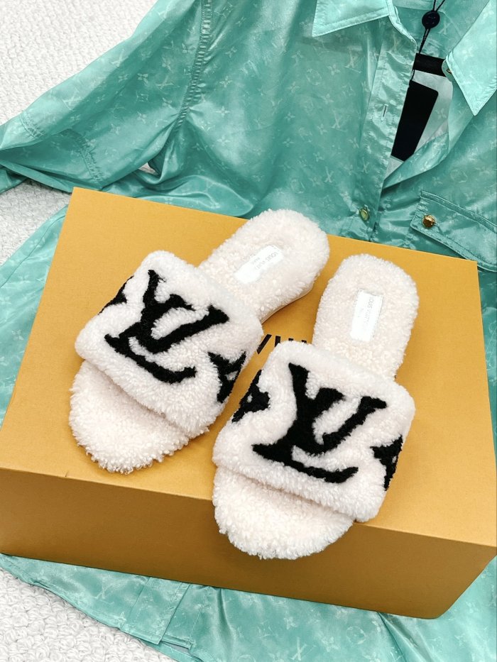 202208最新Louis Vuitton サンダル レディース ルイヴィトン シューズ靴 スーパーコピー