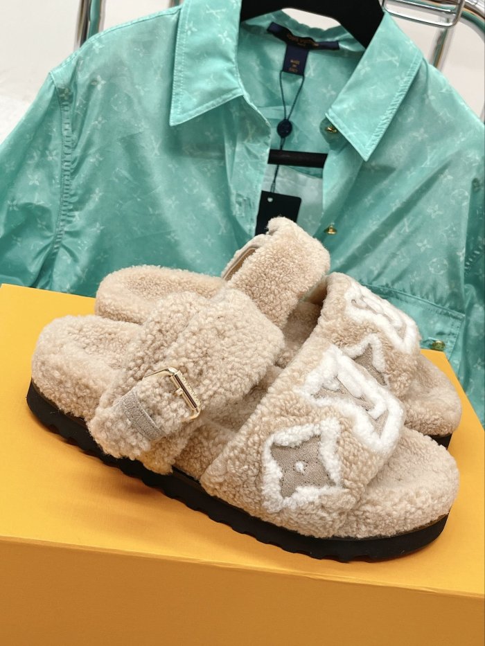 202208最新Louis Vuitton サンダル レディース ルイヴィトン シューズ靴 スーパーコピー