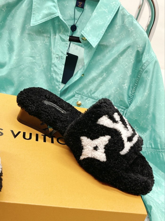 202208最新Louis Vuitton サンダル レディース ルイヴィトン シューズ靴 スーパーコピー