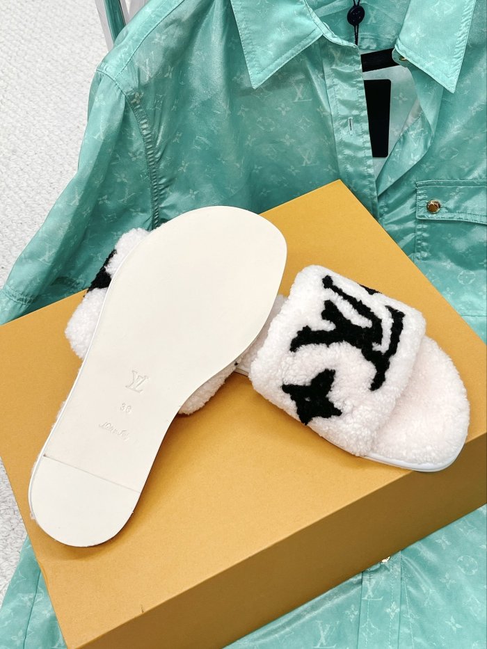 202208最新Louis Vuitton サンダル レディース ルイヴィトン シューズ靴 スーパーコピー