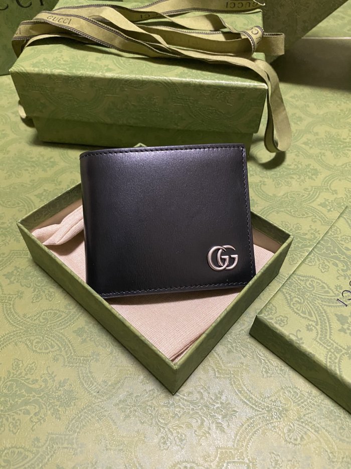 202208SS最新Gucciグッチ 短財布 スーパーコピー