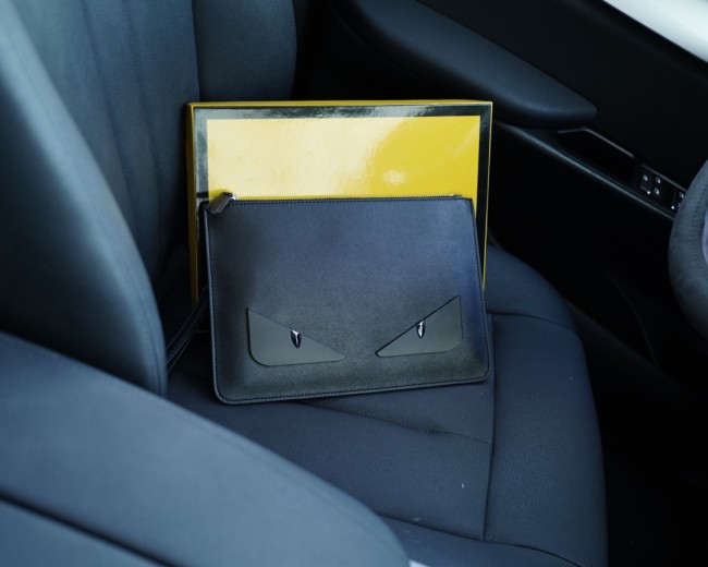 202209SS新作Fendi フェンディ メンズ ハンドバックスーパーコピー