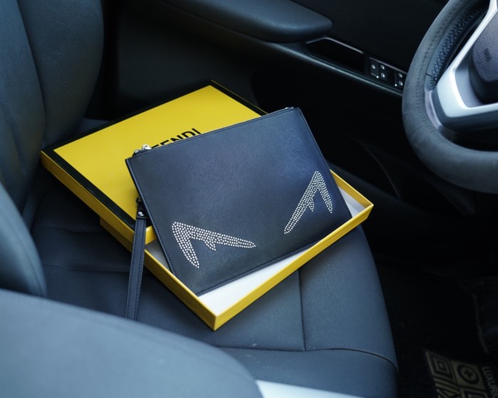 202209SS新作Fendi フェンディ メンズ ハンドバックスーパーコピー