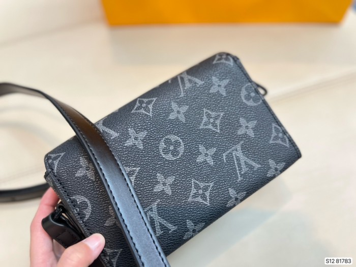 202209SS新作 Louis Vuitton ルイヴィトン レディースショルダーバックスーパーコピー