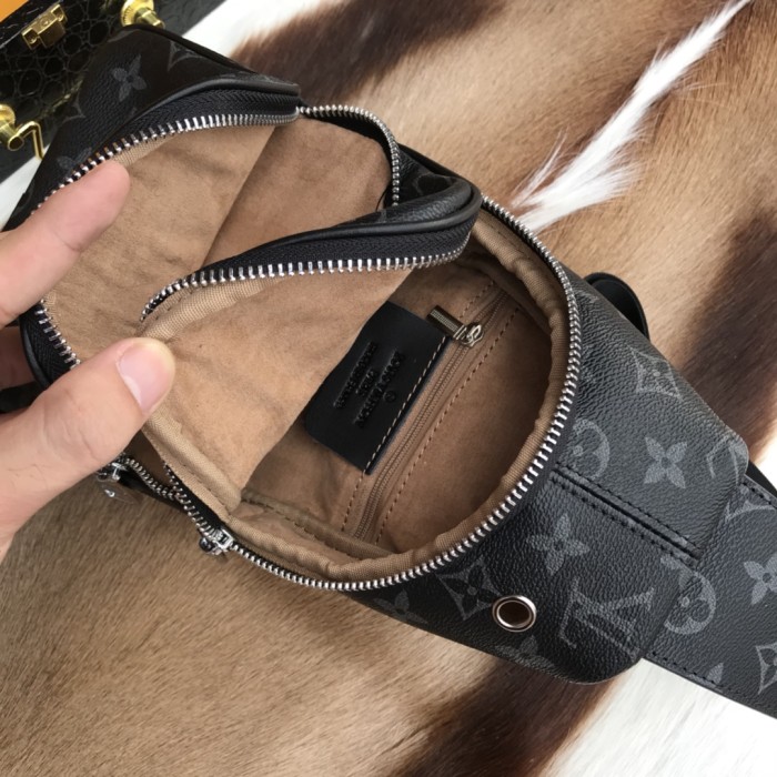 202209SS新作 Louis Vuitton ルイヴィトン メンズ ショルダーバッグスーパーコピー