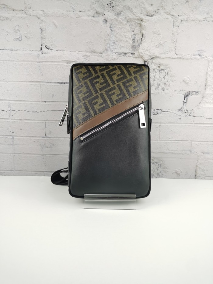 202209SS新作Fendi フェンディ メンズ ショルダーバックスーパーコピー