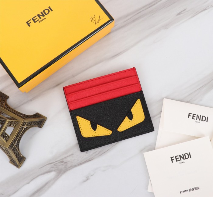 202209SS新作Fendi フェンディ 短財布スーパーコピー