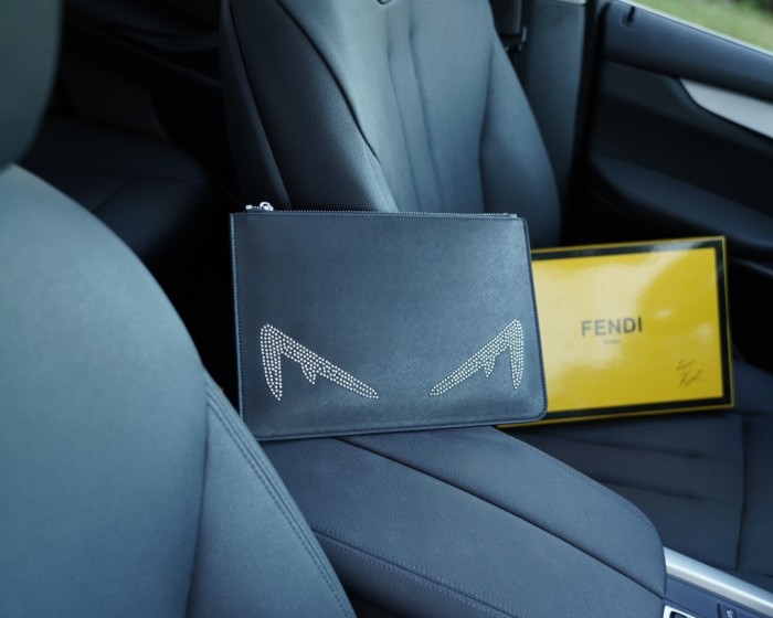 202209SS新作Fendi フェンディ メンズ ハンドバックスーパーコピー