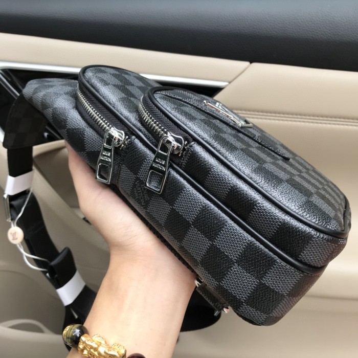202209SS新作 Louis Vuitton ルイヴィトン メンズ ショルダーバッグスーパーコピー