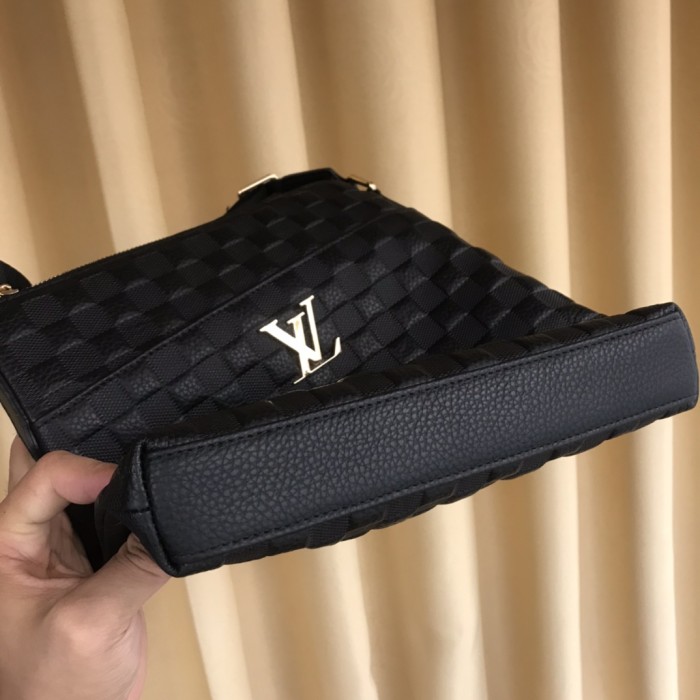 202209SS新作 Louis Vuitton ルイヴィトン メンズ ショルダーバッグスーパーコピー