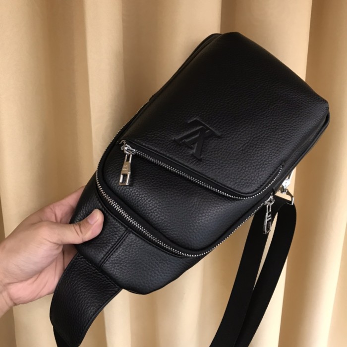 202209SS新作 Louis Vuitton ルイヴィトン メンズ ショルダーバッグスーパーコピー