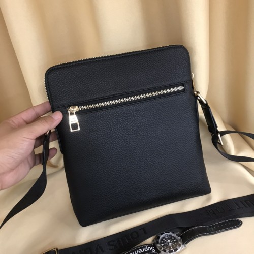 202209SS新作 Louis Vuitton ルイヴィトン メンズ ショルダーバッグスーパーコピー