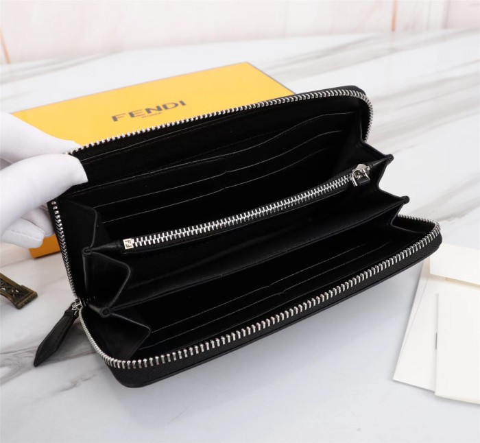 202209SS新作Fendi フェンディ 長財布スーパーコピー
