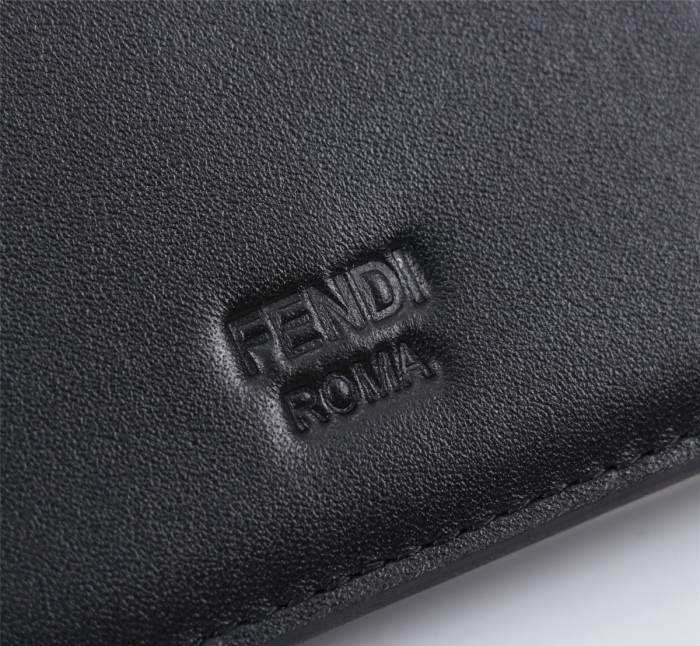 202209SS新作Fendi フェンディ 短財布スーパーコピー
