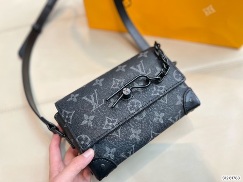 202209SS新作 Louis Vuitton ルイヴィトン レディースショルダーバックスーパーコピー