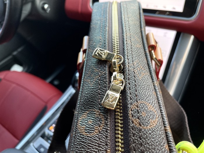 202209SS新作 Louis Vuitton ルイヴィトン メンズ ハンドバックスーパーコピー
