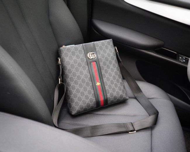 202209SS新作Gucciグッチメンズ ハンドバックスーパーコピー