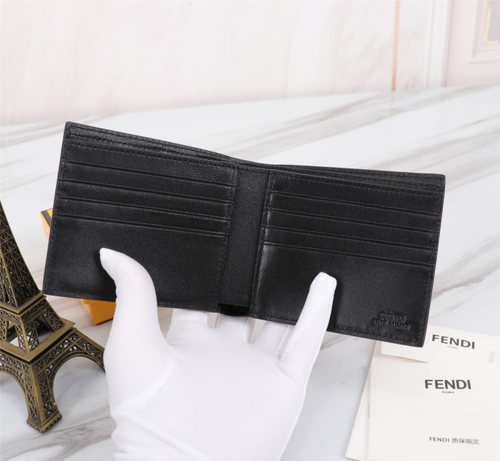 202209SS新作Fendi フェンディ 短財布スーパーコピー