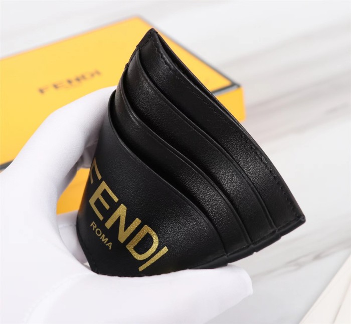 202209SS新作Fendi フェンディ 短財布スーパーコピー