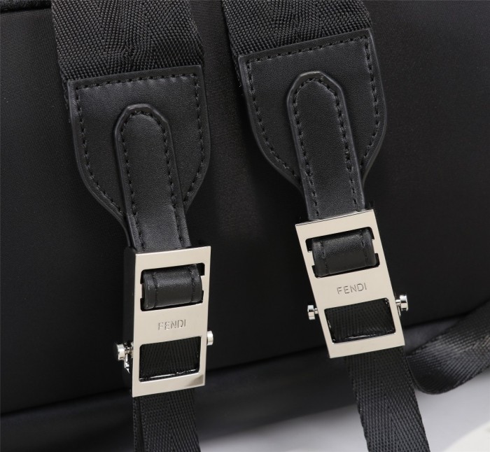 202209SS新作Fendi フェンディ メンズ リュックバックスーパーコピー