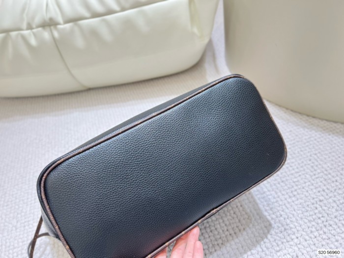 202209SS新作 Louis Vuitton ルイヴィトン レディース ハンドバックスーパーコピー