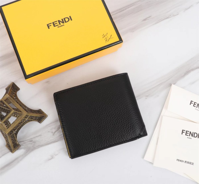 202209SS新作Fendi フェンディ 短財布スーパーコピー