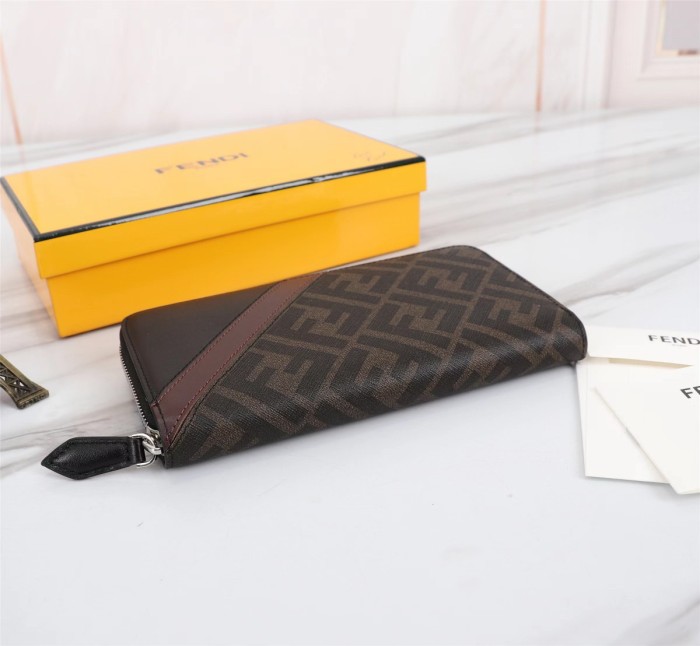 202209SS新作Fendi フェンディ 長財布スーパーコピー