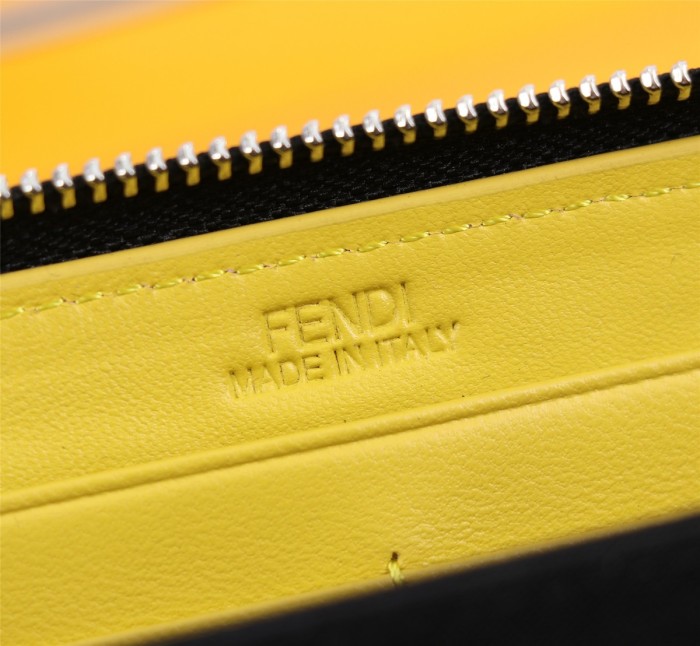 202209SS新作Fendi フェンディ 長財布スーパーコピー