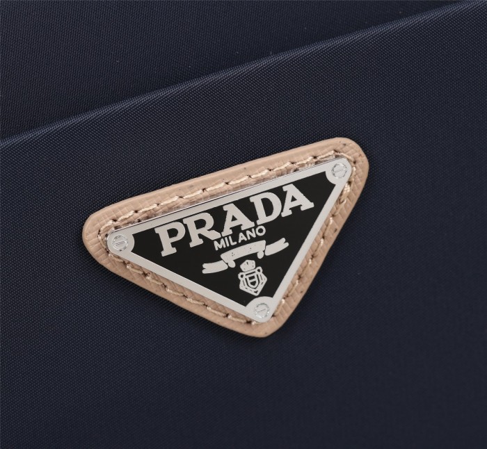 202209SS新作 Pradaプラダ メンズ ショルダーバックスーパーコピー