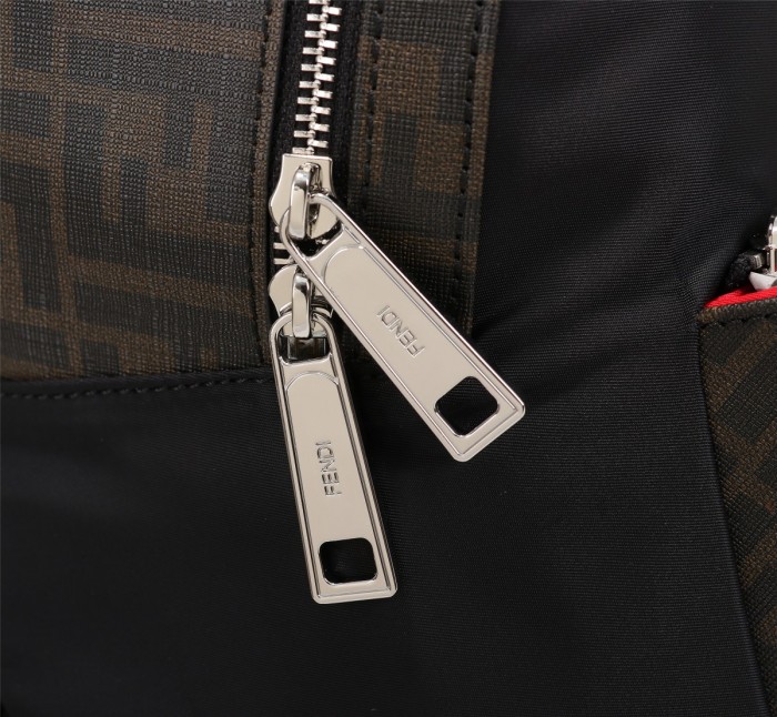 202209SS新作Fendi フェンディ メンズ リュックバックスーパーコピー