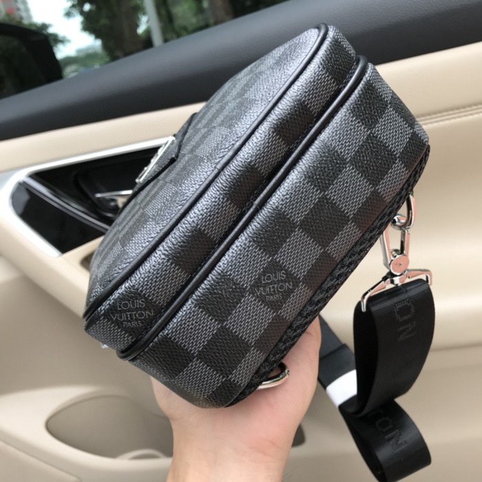 202209SS新作 Louis Vuitton ルイヴィトン メンズ ショルダーバッグスーパーコピー
