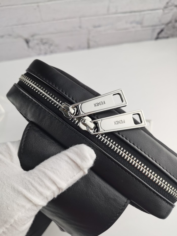 202209SS新作Fendi フェンディ メンズ ショルダーバックスーパーコピー